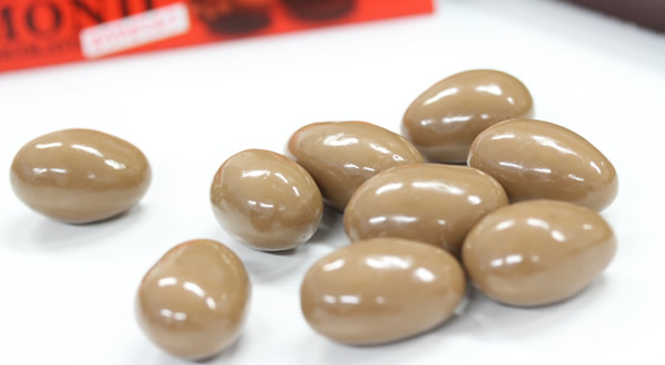 アーモンドチョコレート まろやかミルク